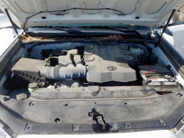 Photo 6 VIN: JTEBU5JR9C5099265 - TOYOTA 4RUNNER SR 