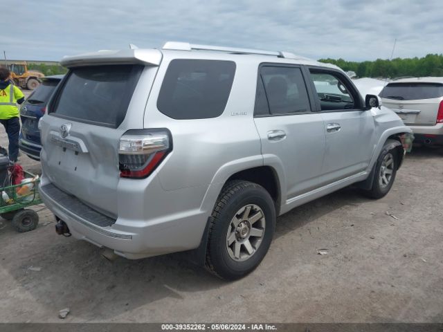 Photo 3 VIN: JTEBU5JR9D5142570 - TOYOTA 4RUNNER 