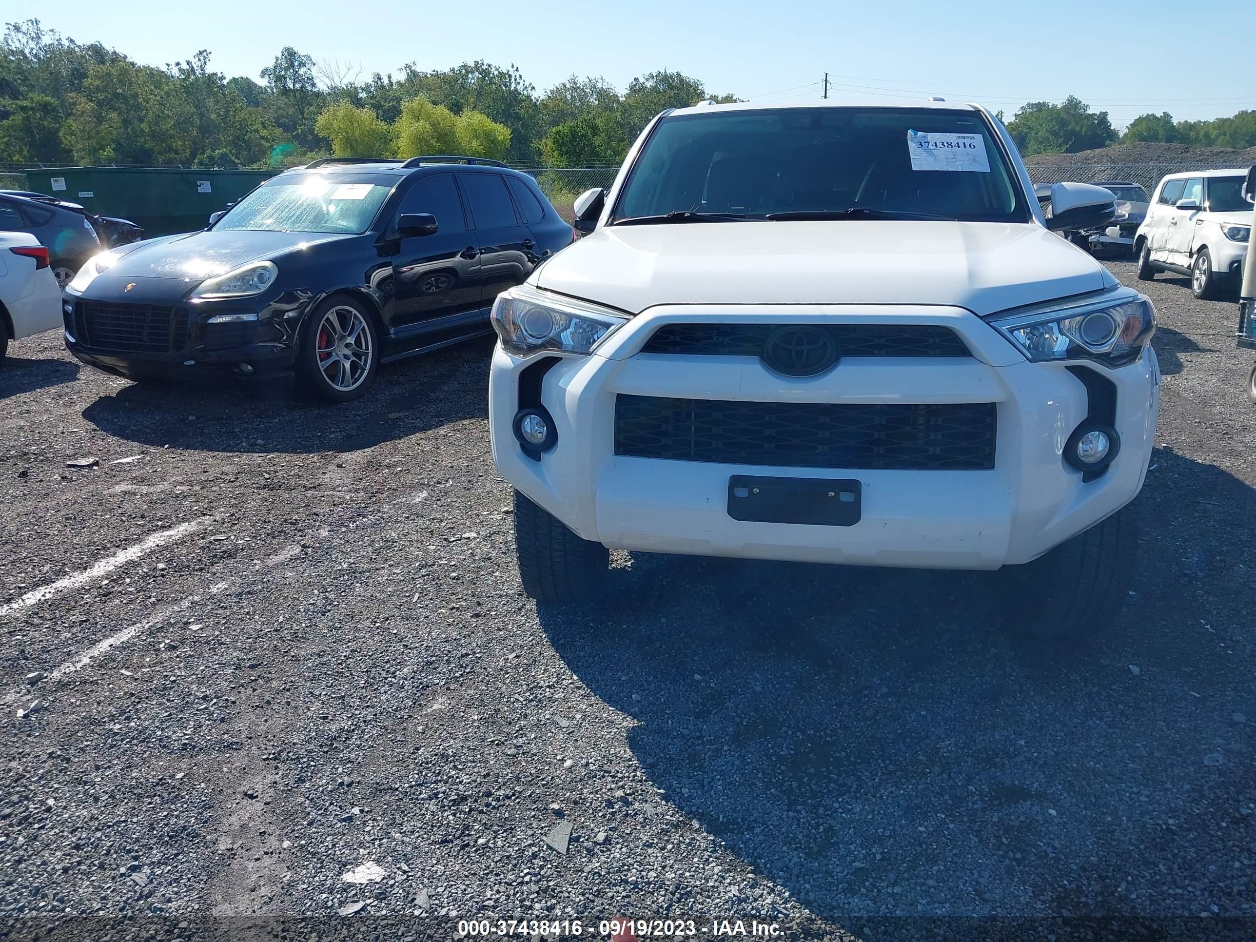 Photo 12 VIN: JTEBU5JR9E5156504 - TOYOTA 4RUNNER 