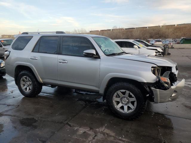 Photo 3 VIN: JTEBU5JR9E5162299 - TOYOTA 4RUNNER 