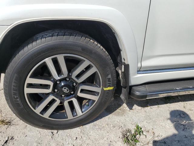 Photo 12 VIN: JTEBU5JR9F5258208 - TOYOTA 4RUNNER SR 