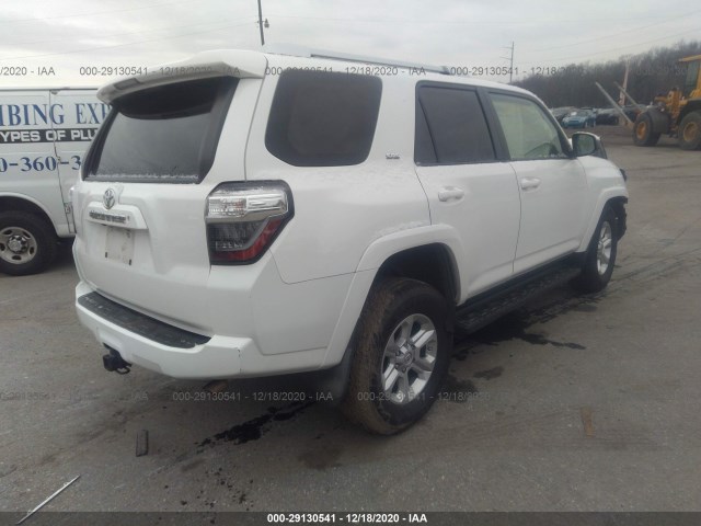 Photo 3 VIN: JTEBU5JR9F5267068 - TOYOTA 4RUNNER 