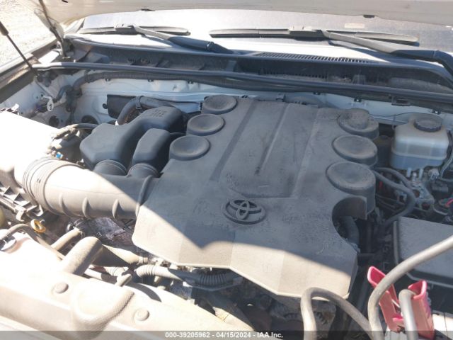 Photo 9 VIN: JTEBU5JR9G5299522 - TOYOTA 4RUNNER 