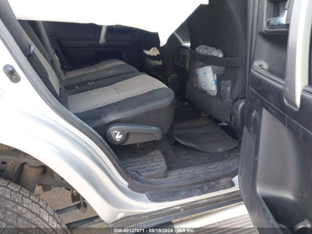 Photo 7 VIN: JTEBU5JR9G5334155 - TOYOTA 4RUNNER 