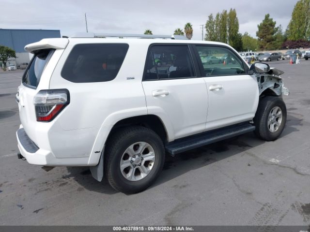 Photo 3 VIN: JTEBU5JR9G5342448 - TOYOTA 4RUNNER 