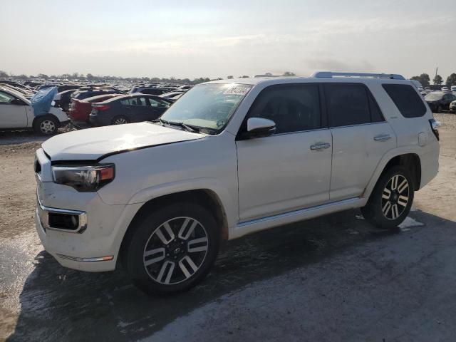 Photo 0 VIN: JTEBU5JR9H5479052 - TOYOTA 4RUNNER SR 