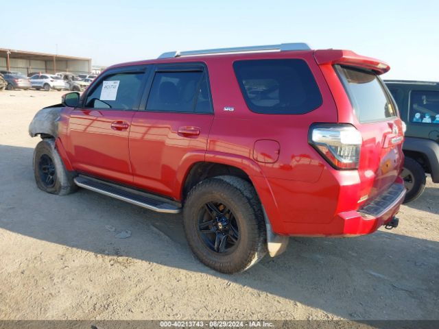 Photo 2 VIN: JTEBU5JR9J5505249 - TOYOTA 4RUNNER 