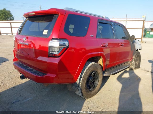 Photo 3 VIN: JTEBU5JR9J5505249 - TOYOTA 4RUNNER 