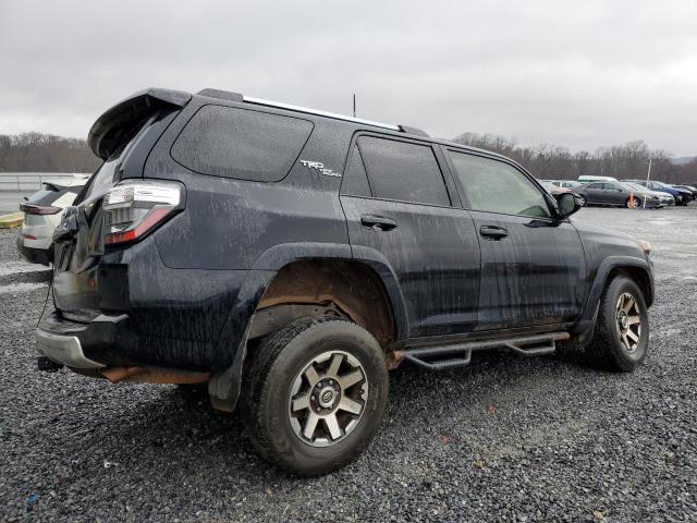 Photo 2 VIN: JTEBU5JR9J5526991 - TOYOTA 4RUNNER SR 