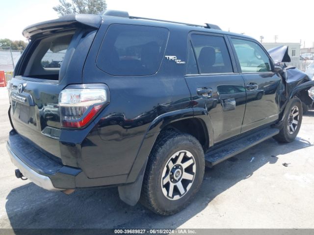 Photo 3 VIN: JTEBU5JR9J5528546 - TOYOTA 4-RUNNER 