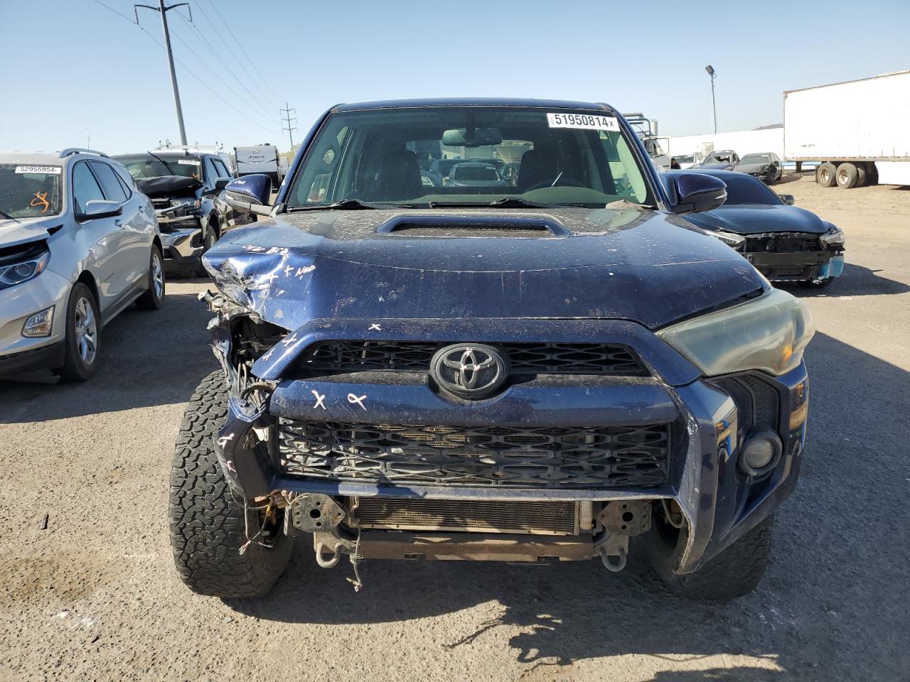 Photo 4 VIN: JTEBU5JR9J5547744 - TOYOTA 4RUNNER 