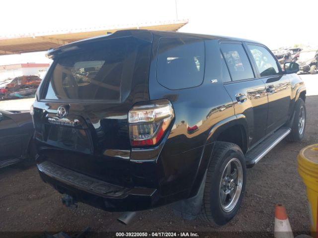 Photo 3 VIN: JTEBU5JR9J5561059 - TOYOTA 4RUNNER 