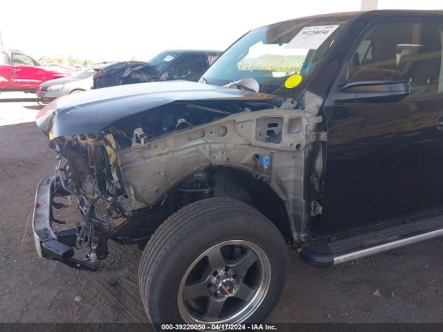 Photo 5 VIN: JTEBU5JR9J5561059 - TOYOTA 4RUNNER 