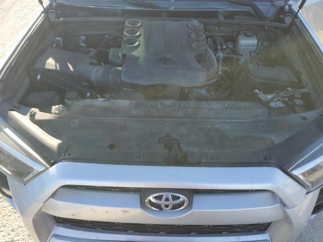 Photo 11 VIN: JTEBU5JR9J5567024 - TOYOTA 4RUNNER SR 