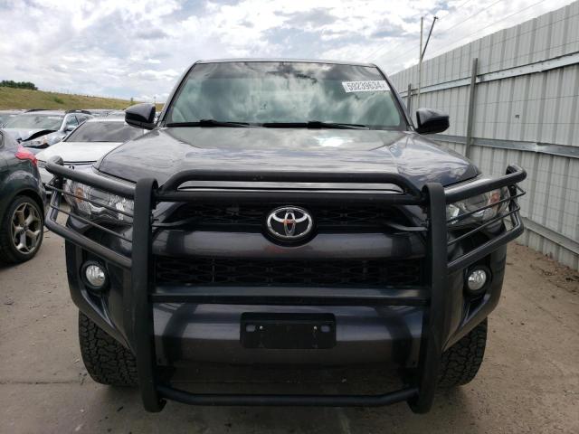 Photo 4 VIN: JTEBU5JR9J5574345 - TOYOTA 4RUNNER SR 