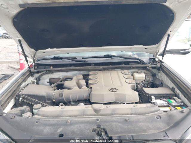 Photo 9 VIN: JTEBU5JR9J5579173 - TOYOTA 4RUNNER 