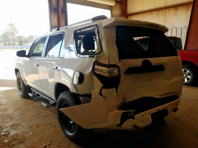 Photo 2 VIN: JTEBU5JR9J5582364 - TOYOTA 4RUNNER SR 