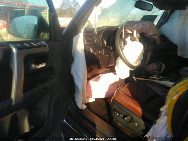 Photo 4 VIN: JTEBU5JR9J5582493 - TOYOTA 4RUNNER 