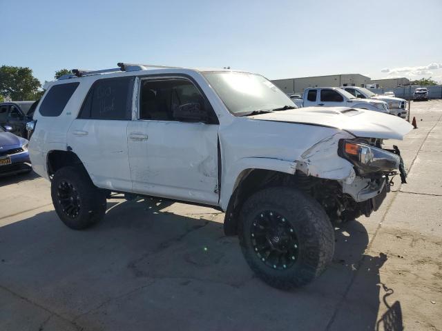 Photo 3 VIN: JTEBU5JR9J5592778 - TOYOTA 4RUNNER 