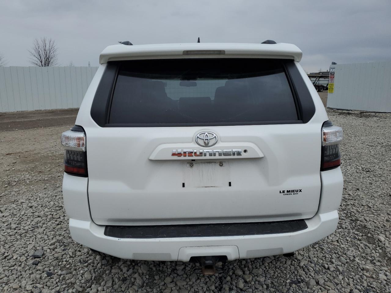 Photo 5 VIN: JTEBU5JR9K5622847 - TOYOTA 4RUNNER 