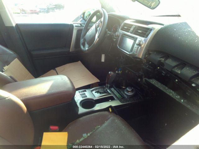 Photo 4 VIN: JTEBU5JR9K5632990 - TOYOTA 4RUNNER 