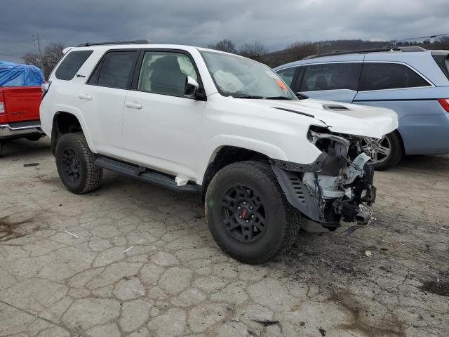 Photo 3 VIN: JTEBU5JR9K5682109 - TOYOTA 4RUNNER SR 