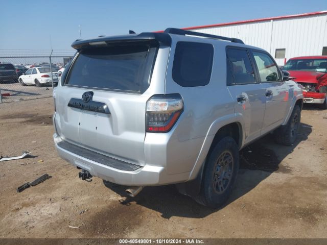 Photo 3 VIN: JTEBU5JR9L5809040 - TOYOTA 4RUNNER 