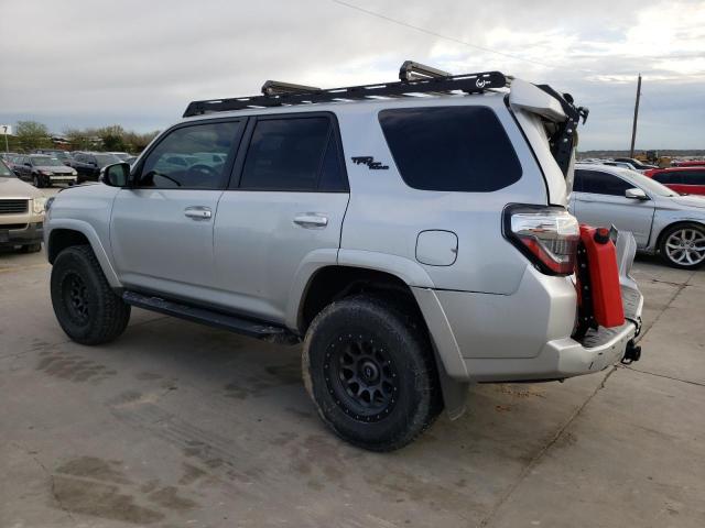 Photo 1 VIN: JTEBU5JR9L5817235 - TOYOTA 4RUNNER SR 