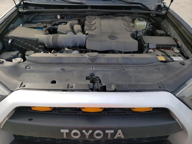 Photo 10 VIN: JTEBU5JR9L5817235 - TOYOTA 4RUNNER SR 