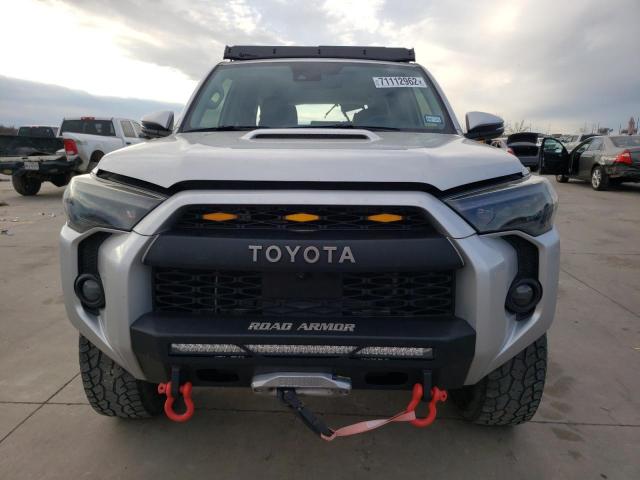 Photo 4 VIN: JTEBU5JR9L5817235 - TOYOTA 4RUNNER SR 