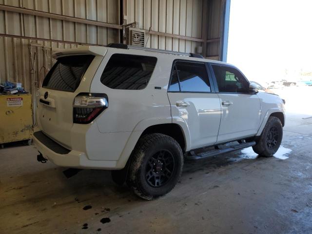 Photo 2 VIN: JTEBU5JR9L5822645 - TOYOTA 4RUNNER SR 