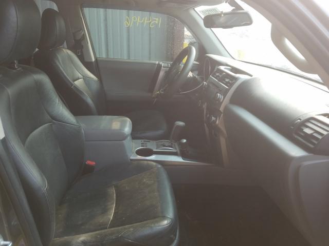 Photo 4 VIN: JTEBU5JRXA5024698 - TOYOTA 4RUNNER SR 