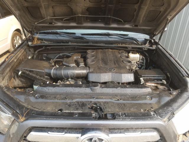 Photo 6 VIN: JTEBU5JRXA5024698 - TOYOTA 4RUNNER SR 