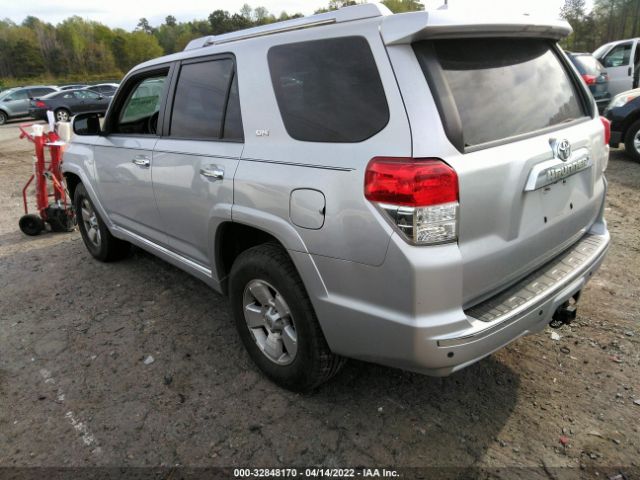 Photo 2 VIN: JTEBU5JRXB5055189 - TOYOTA 4RUNNER 