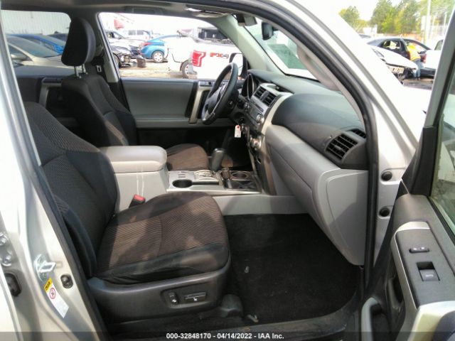 Photo 4 VIN: JTEBU5JRXB5055189 - TOYOTA 4RUNNER 