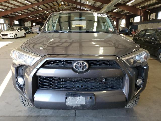 Photo 4 VIN: JTEBU5JRXE5182299 - TOYOTA 4RUNNER SR 