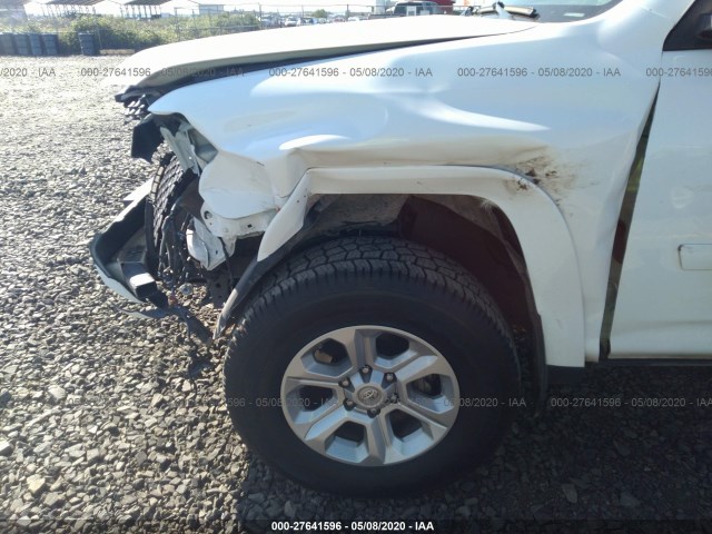 Photo 5 VIN: JTEBU5JRXF5273333 - TOYOTA 4RUNNER 