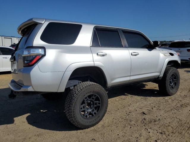 Photo 2 VIN: JTEBU5JRXG5305067 - TOYOTA 4RUNNER SR 