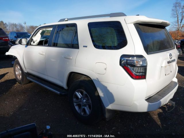 Photo 2 VIN: JTEBU5JRXH5413609 - TOYOTA 4RUNNER 