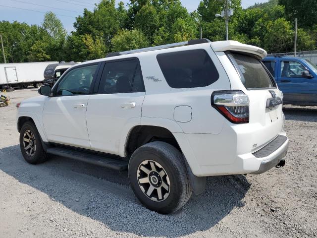 Photo 1 VIN: JTEBU5JRXH5443645 - TOYOTA 4RUNNER 