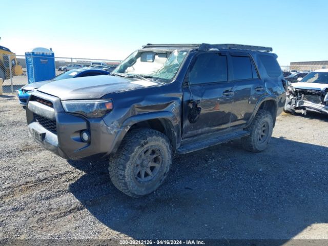 Photo 1 VIN: JTEBU5JRXJ5524974 - TOYOTA 4RUNNER 