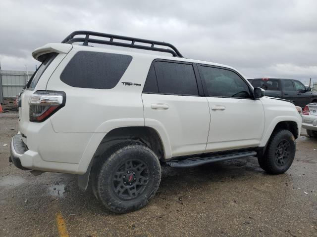 Photo 2 VIN: JTEBU5JRXK5667313 - TOYOTA 4RUNNER 