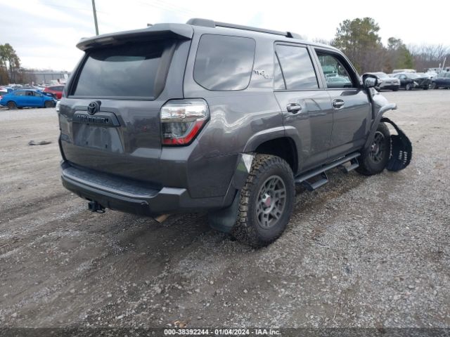 Photo 3 VIN: JTEBU5JRXK5677114 - TOYOTA 4RUNNER 