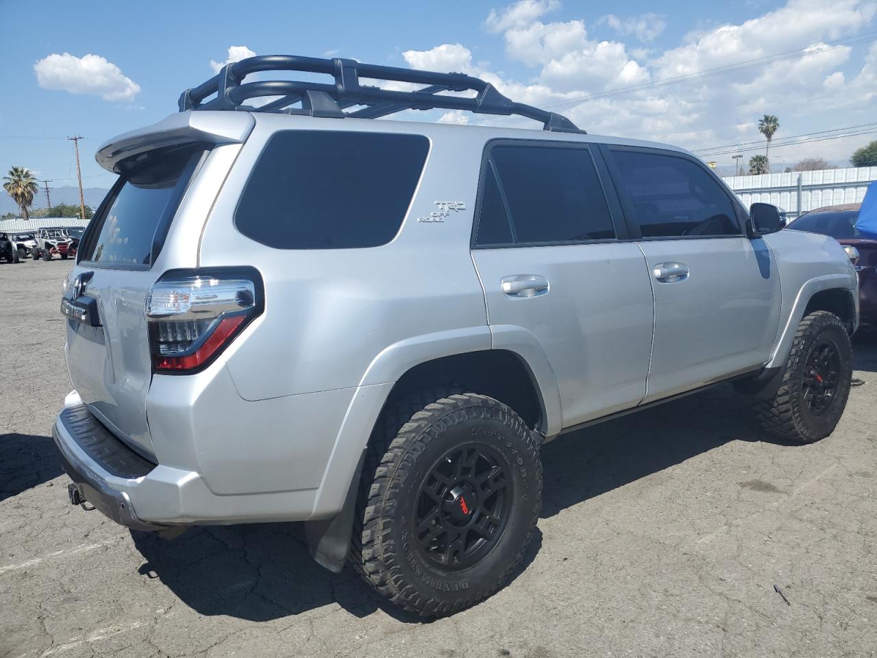 Photo 2 VIN: JTEBU5JRXK5677209 - TOYOTA 4RUNNER 