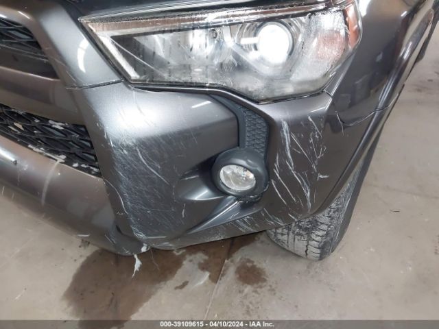 Photo 5 VIN: JTEBU5JRXK5716669 - TOYOTA 4RUNNER 