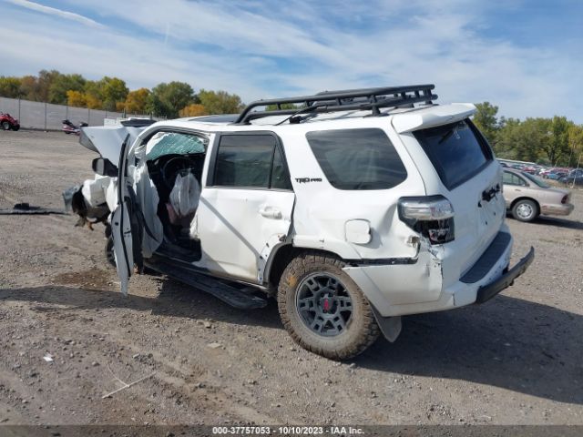 Photo 2 VIN: JTEBU5JRXL5739435 - TOYOTA 4RUNNER 