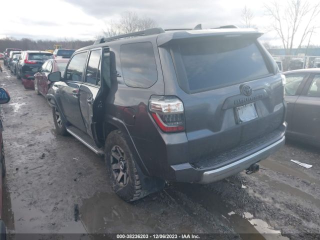 Photo 2 VIN: JTEBU5JRXL5774833 - TOYOTA 4RUNNER 