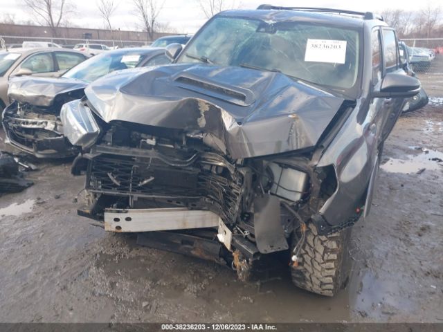 Photo 5 VIN: JTEBU5JRXL5774833 - TOYOTA 4RUNNER 