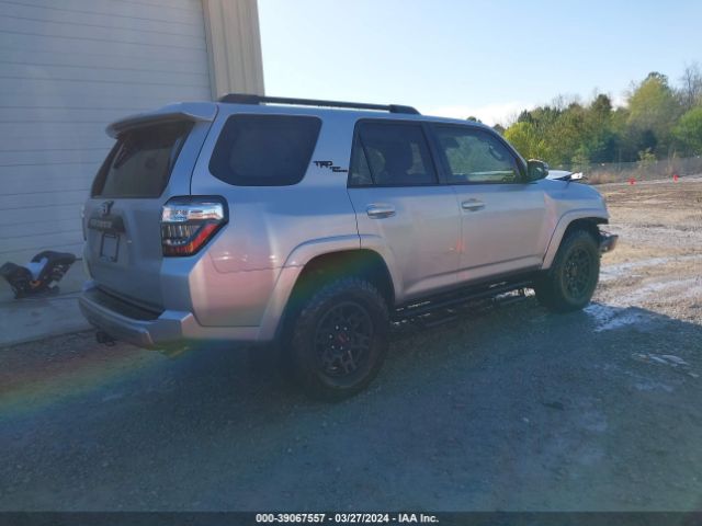 Photo 3 VIN: JTEBU5JRXL5789980 - TOYOTA 4RUNNER 