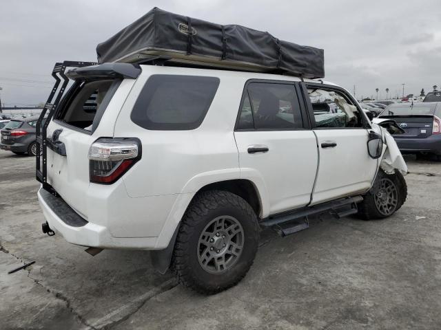 Photo 2 VIN: JTEBU5JRXL5821469 - TOYOTA 4RUNNER SR 